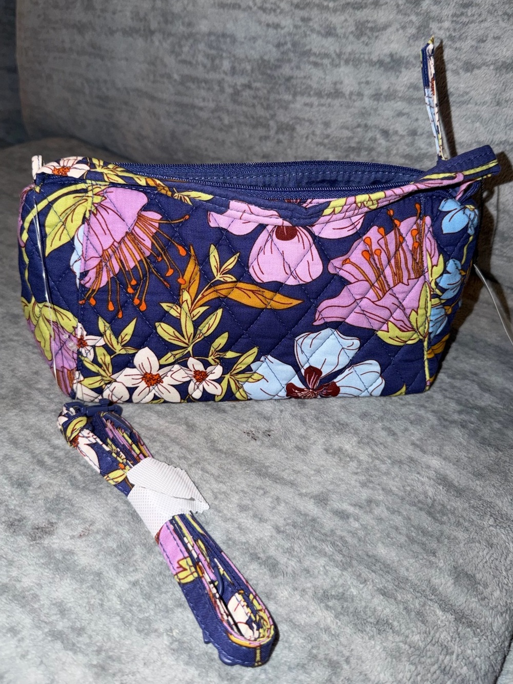 NWT Vera Bradley Floral Mini Slouchy Crossbody